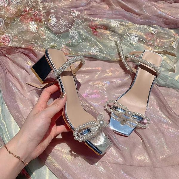 2020 new shoes to receive with mid-heel sandals pearl bow wave chunky-heel sandals female fairy wind, Black
2020 new shoes to receive with mid-heel sandals pearl bow wave chunky-heel sandals female fairy wind, Black