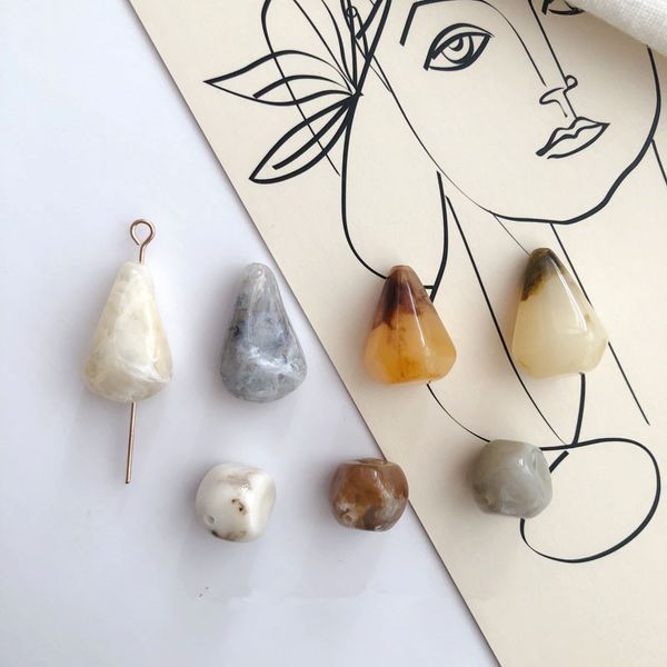retro style 50pcs/lot geometry irregular water drop shape resin beads diy jewelry earring/bracelet accessory
retro style 50pcs/lot geometry irregular water drop shape resin beads diy jewelry earring/bracelet accessory