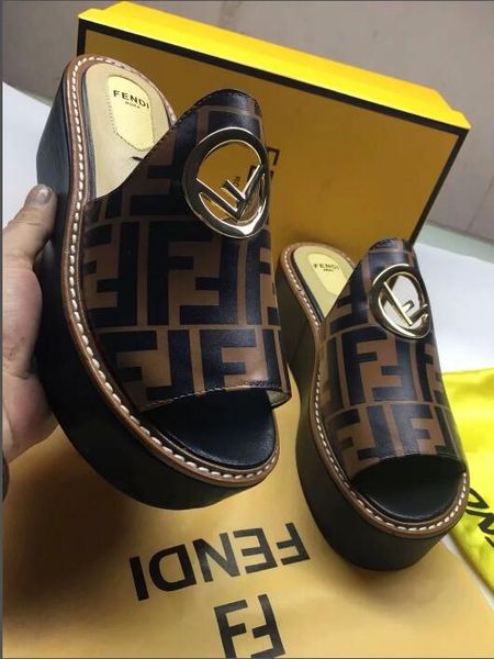 2018 new arrival women 039 fa hion high heel andal leather oft uede ca ual black andal hoe lady outdoor heel big iz ize 35 43 n
2018 new arrival women 039 fa hion high heel andal leather oft uede ca ual black andal hoe lady outdoor heel big iz ize 35 43 n