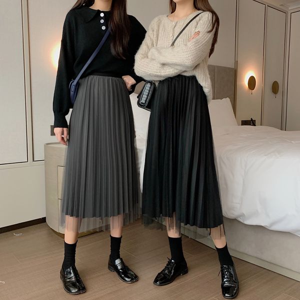 mesh pleated skirt in the long section of women's high waist was thin a-line skirt solid spring and summer miyake pleats, Black
mesh pleated skirt in the long section of women's high waist was thin a-line skirt solid spring and summer miyake pleats, Black