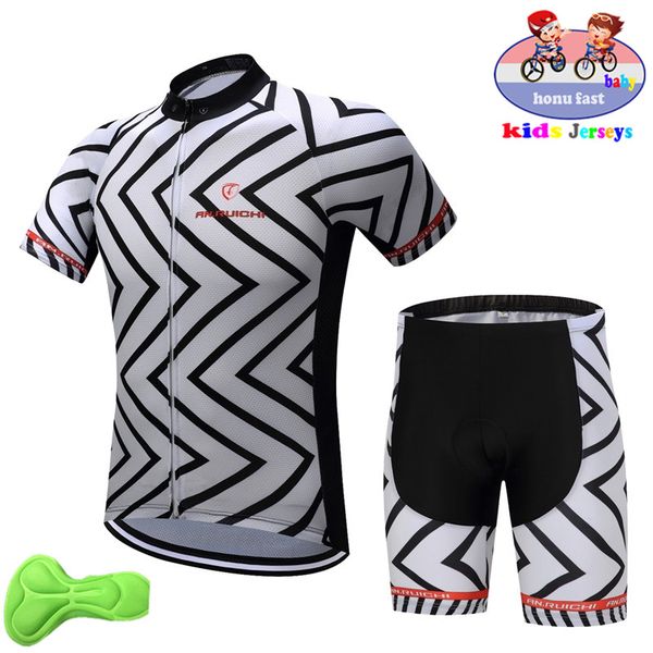 2019 kids summer cycling jersey set bike jersey shorts child road mountain mtb bicycle clothes maillot ropa ciclismo, Black;blue
2019 kids summer cycling jersey set bike jersey shorts child road mountain mtb bicycle clothes maillot ropa ciclismo, Black;blue