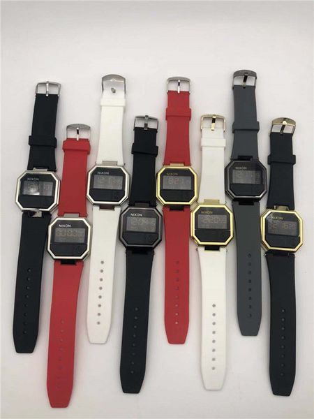 TECHNOMARINE LED cold light Europe and America selling casual quartz ladies watch silicone dark buckle bear watch
TECHNOMARINE LED cold light Europe and America selling casual quartz ladies watch silicone dark buckle bear watch