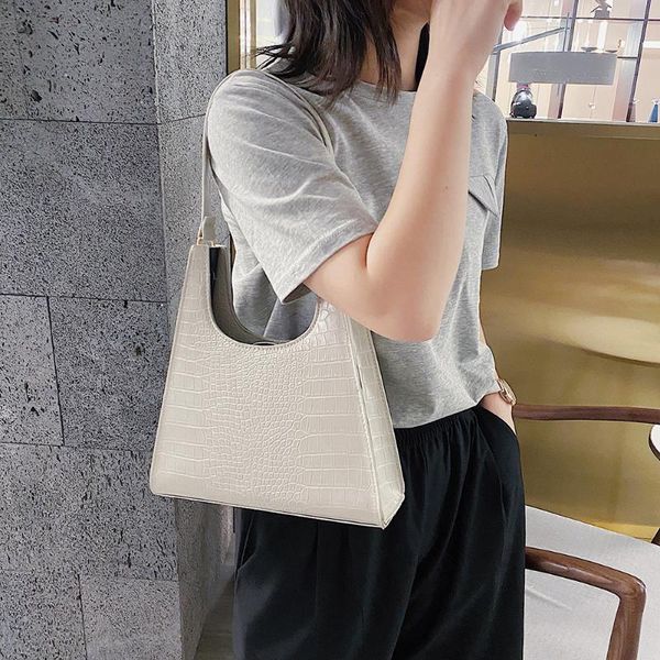 elegant women pu leather hobo shoulder bags casual zipper armpit sling handbags youth ladies small square bag
elegant women pu leather hobo shoulder bags casual zipper armpit sling handbags youth ladies small square bag