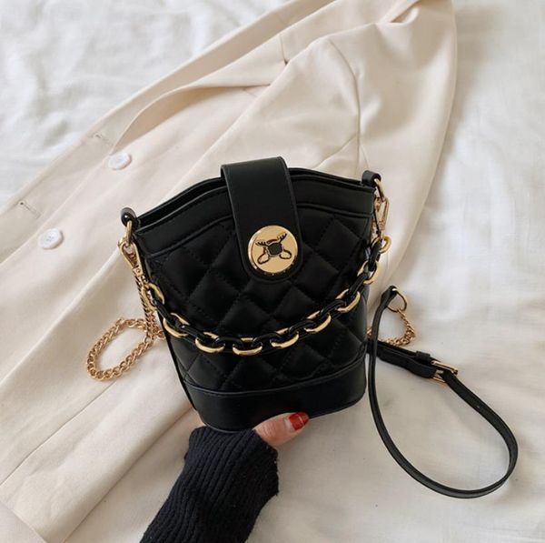 fashion women famous casual designer messenger bag women cross body chain bag handbag satchel cosmetic bags
fashion women famous casual designer messenger bag women cross body chain bag handbag satchel cosmetic bags