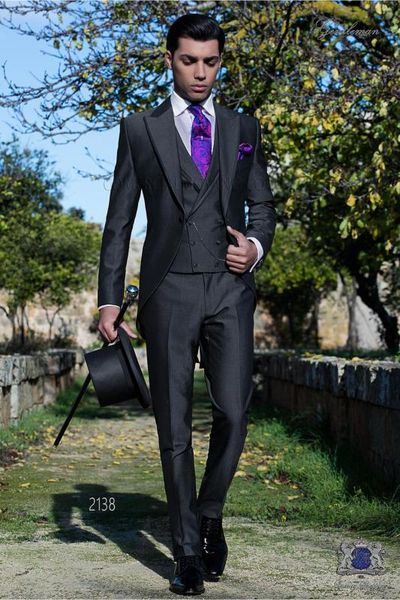 morning/tailcoat style men suits lapel groom tuxedos black men wedding groomsmen ( jacket+pants+vest+tie ) e58, White;black
morning/tailcoat style men suits lapel groom tuxedos black men wedding groomsmen ( jacket+pants+vest+tie ) e58, White;black