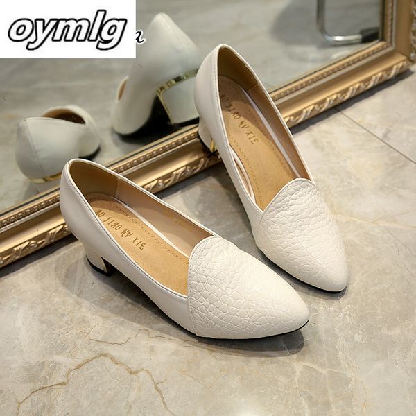 2018 new women's single shoes korean version of the wild shallow mouth 5 cm high heels fashion low-heeled work shoes, Black
2018 new women's single shoes korean version of the wild shallow mouth 5 cm high heels fashion low-heeled work shoes, Black