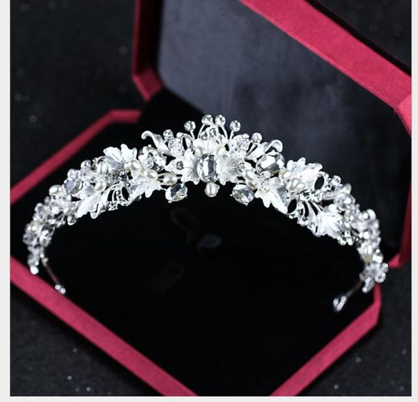 crystal pearl crown beautiful bride hair decoration wedding dress pgraphy jewelry, Slivery;golden
crystal pearl crown beautiful bride hair decoration wedding dress pgraphy jewelry, Slivery;golden