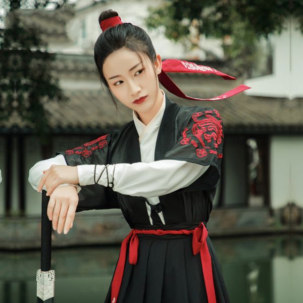 chinese folk dance traditional hanfu for women traditional ancient warrior costume festival outfit princess fairy dress dl4458, Black;red 
chinese folk dance traditional hanfu for women traditional ancient warrior costume festival outfit princess fairy dress dl4458, Black;red