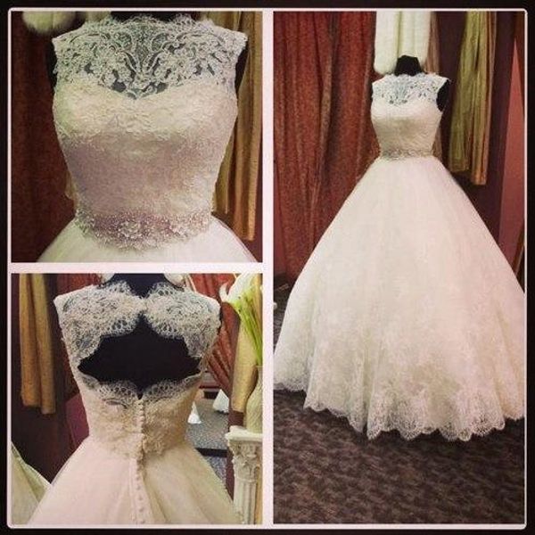 plus size a-line chiffon wedding dresses with cap sleeve applique pleats sweep train lace backless bridal gowns vestidos, White
plus size a-line chiffon wedding dresses with cap sleeve applique pleats sweep train lace backless bridal gowns vestidos, White