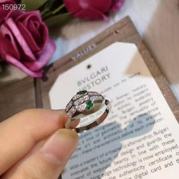 european and american luxury custom ring serpentine set diamond sapphire ring openings, Golden;silver
european and american luxury custom ring serpentine set diamond sapphire ring openings, Golden;silver