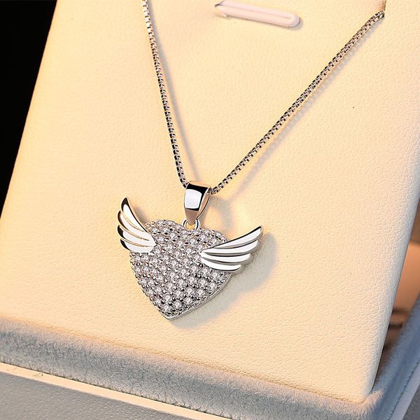 Fa hionable and creative jewelry with diamond angel wing and women 039 necklace, Silver
Fa hionable and creative jewelry with diamond angel wing and women 039 necklace, Silver