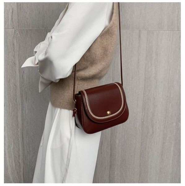 mini bag 2020 new fashion small square bag retro female korean casual shoulder messenger handbag
mini bag 2020 new fashion small square bag retro female korean casual shoulder messenger handbag
