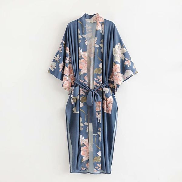 lj65-60258 european and american fashion blue peacock printed kimono, Black;brown
lj65-60258 european and american fashion blue peacock printed kimono, Black;brown