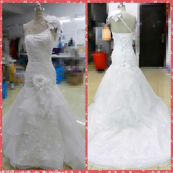 one shoulder lace appliques slim mermaid wedding dresses 2020 pleated handmade flowers adorned bridal gowns custom online vestidos de mariee, White
one shoulder lace appliques slim mermaid wedding dresses 2020 pleated handmade flowers adorned bridal gowns custom online vestidos de mariee, White