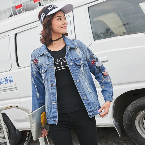2019 autumn women embroidered flower short wash long-sleeve denim jacket fashion loose hole blue female jeans jacket
2019 autumn women embroidered flower short wash long-sleeve denim jacket fashion loose hole blue female jeans jacket