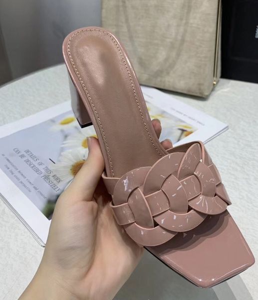 2019 brand genuine leather sandals women slipper designer shoes woman slides heels sandalias female lady summer dress shoes, Black
2019 brand genuine leather sandals women slipper designer shoes woman slides heels sandalias female lady summer dress shoes, Black