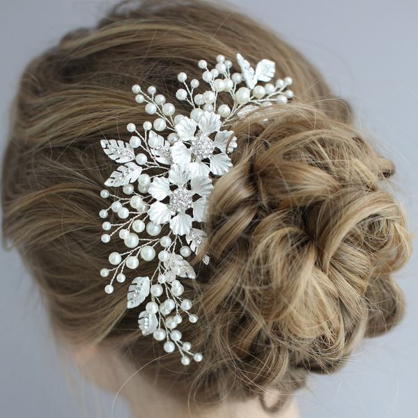 antique silver wedding hair comb handmade flower bridal headpiece pearls fashion women hair jewelry brides side tiara, Golden;white
antique silver wedding hair comb handmade flower bridal headpiece pearls fashion women hair jewelry brides side tiara, Golden;white