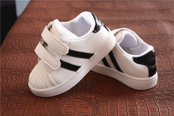 colors children shoes girls boys sports shoes antislip soft bottom kids baby sneaker casual flat sneakers white shoes y200103, Black;red
colors children shoes girls boys sports shoes antislip soft bottom kids baby sneaker casual flat sneakers white shoes y200103, Black;red