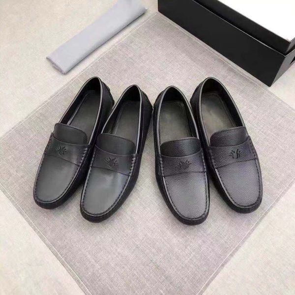 luxury design platform peas shoes men's four seasons breathable casual trend lazy shoes leather pedal driving shoes size 39-46, Black
luxury design platform peas shoes men's four seasons breathable casual trend lazy shoes leather pedal driving shoes size 39-46, Black