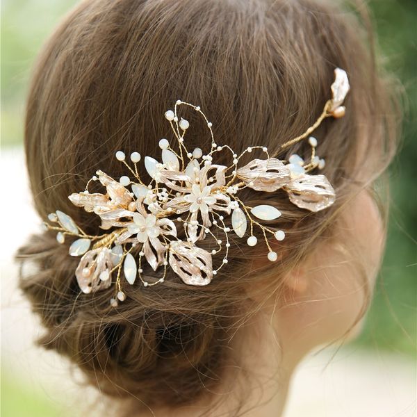 opal crystal handmade bridal hair comb alloy leave and floral wedding headpiece 2019, Golden;white
opal crystal handmade bridal hair comb alloy leave and floral wedding headpiece 2019, Golden;white