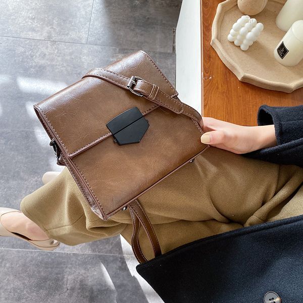women handbag 2019 new fashion chain crossbody messenger bag simple vintage small square shoulder bag
women handbag 2019 new fashion chain crossbody messenger bag simple vintage small square shoulder bag