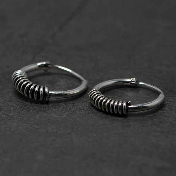 8.5mm small hoop earrings with spiral coils for women men 925 sterling silver round circle ear bone buckle retro thai silver, Golden;silver
8.5mm small hoop earrings with spiral coils for women men 925 sterling silver round circle ear bone buckle retro thai silver, Golden;silver