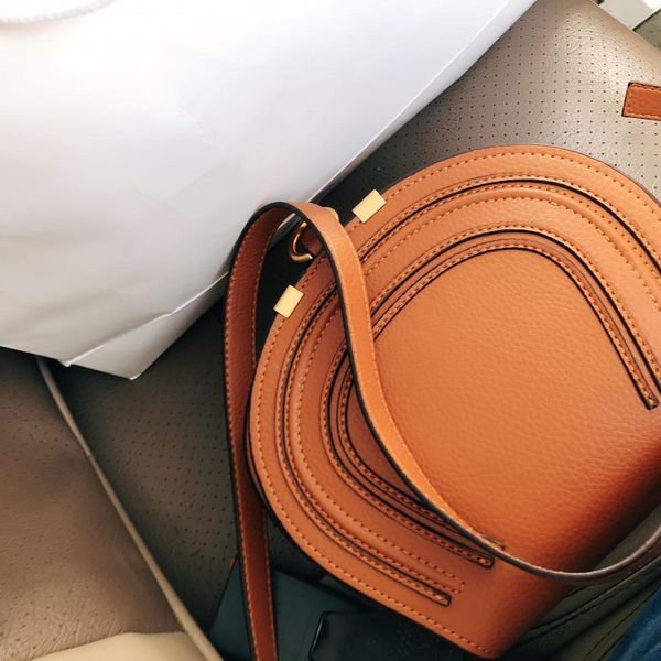 free shipping new arrival women great leather shoulder bags saddle female vintage crossbody bag purse saddle bag
free shipping new arrival women great leather shoulder bags saddle female vintage crossbody bag purse saddle bag