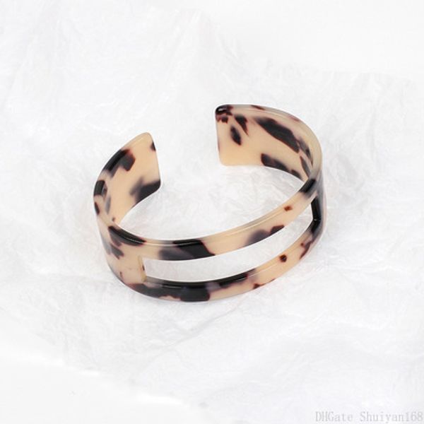 leopard resin cuff bracelet hollow boho acrylic open bangle for women vintage wedding party statement bracelets jewelry christmas gift, White
leopard resin cuff bracelet hollow boho acrylic open bangle for women vintage wedding party statement bracelets jewelry christmas gift, White