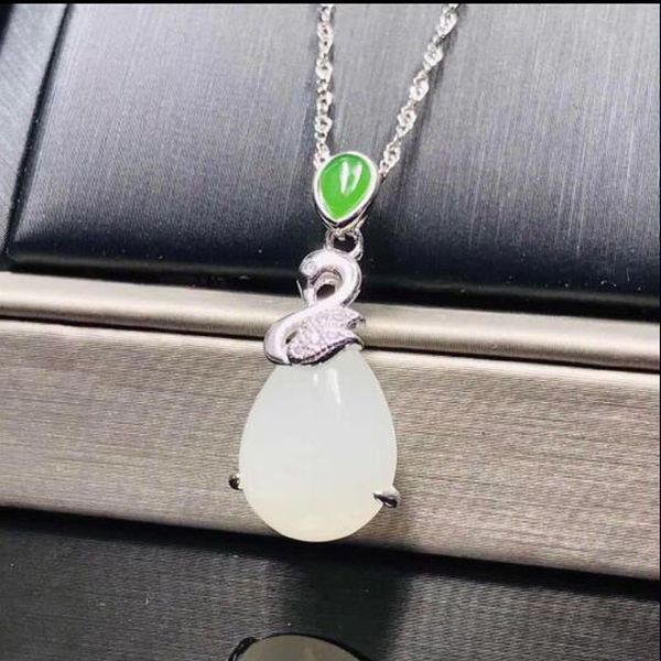 real 925 silver white хотан jade water drop лаки подвеска + цепи ожерелье для женщин изящных ювелирных изделий
real 925 silver white хотан jade water drop лаки подвеска + цепи ожерелье для женщин изящных ювелирных изделий