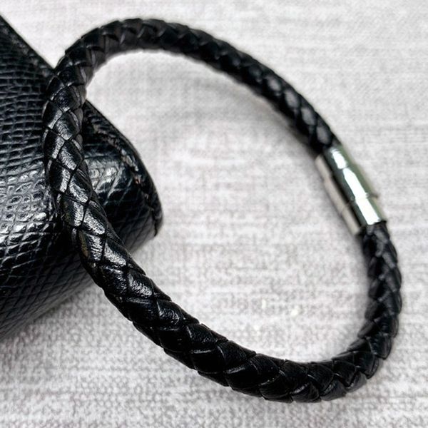 men bracelet black white red braided leather male wrist band stainless steel magnetic clasp fashion bangles men jewelry, Golden;silver
men bracelet black white red braided leather male wrist band stainless steel magnetic clasp fashion bangles men jewelry, Golden;silver