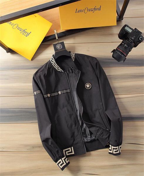 new arrival 2020 copy brand men's winter jacket down parka cotton arctic coat hoodie with sport jacket windbreaker outwear, Black;brown
new arrival 2020 copy brand men's winter jacket down parka cotton arctic coat hoodie with sport jacket windbreaker outwear, Black;brown