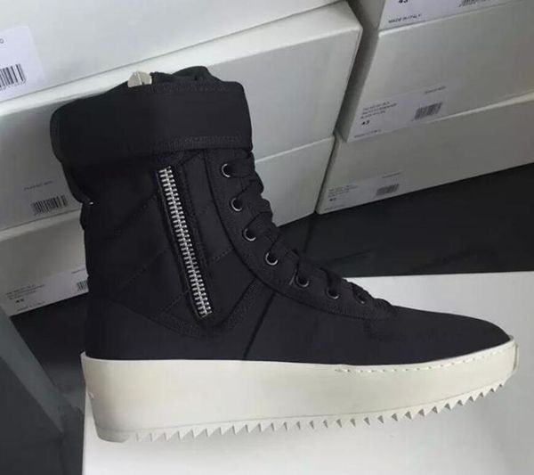 2019 black and white quality fear of god military neaker hight army boot men and women fa hion hoe martin boot ize 38 46 
2019 black and white quality fear of god military neaker hight army boot men and women fa hion hoe martin boot ize 38 46