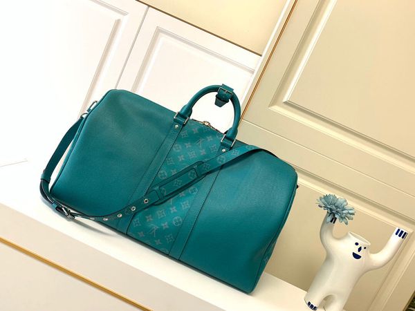 classic lady's handbag 7a high-end custom quality handbag fashion business casual style metal accessories with long shoulder strap
classic lady's handbag 7a high-end custom quality handbag fashion business casual style metal accessories with long shoulder strap