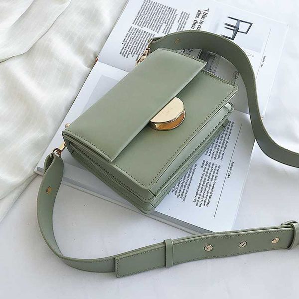 european style fashion crossbody bag for women 2020 luxury handbags women bags designer small female shoulder messenger bags
european style fashion crossbody bag for women 2020 luxury handbags women bags designer small female shoulder messenger bags