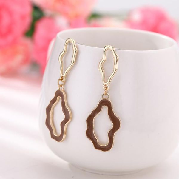 2020 fashion hoop earrings trendy gold color geometric big round circle earrings for women fashion large hollow jewelry, Golden
2020 fashion hoop earrings trendy gold color geometric big round circle earrings for women fashion large hollow jewelry, Golden