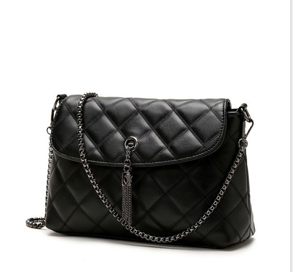 wholesale 2019 new women's bag rhombic chain bag portable diagonal cross trend handbags shoulder messenger bag
wholesale 2019 new women's bag rhombic chain bag portable diagonal cross trend handbags shoulder messenger bag