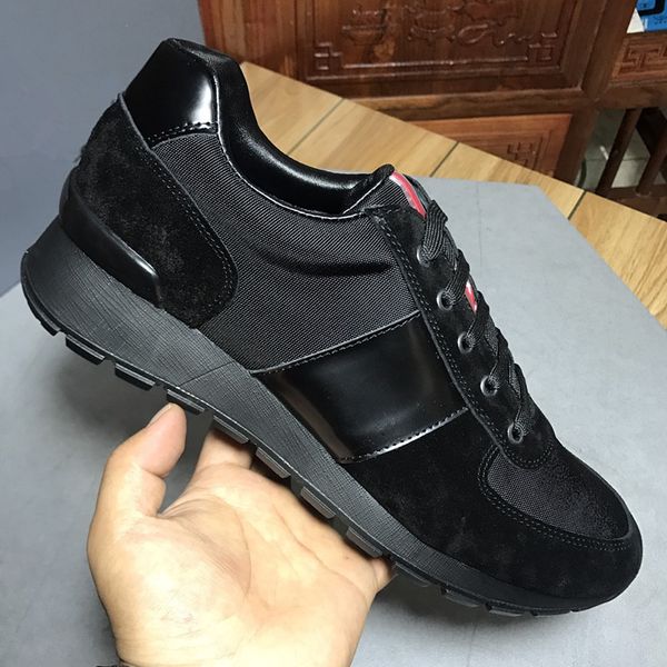 Роскошные дизайнерские Мужчины Женщины кроссовки Повседневная обувь низкий топ
Роскошные дизайнерские Мужчины Женщины кроссовки Повседневная обувь низкий топ