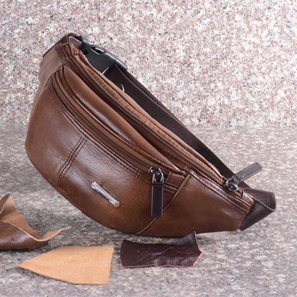 male genuine leather waist bag men waist pack bag funny pack belt men chain for phone pouch bolso black
male genuine leather waist bag men waist pack bag funny pack belt men chain for phone pouch bolso black