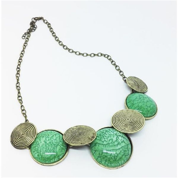 2019 summer new retro personality exaggerated metal geometry fashion bohemian sweet wind round short necklace 00275-5-6, Silver
2019 summer new retro personality exaggerated metal geometry fashion bohemian sweet wind round short necklace 00275-5-6, Silver
