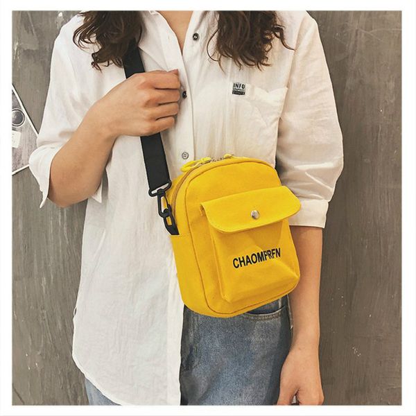 ins super fire small black canvas bag female korean version of the new fashion messenger bag retro women's shoulder
ins super fire small black canvas bag female korean version of the new fashion messenger bag retro women's shoulder