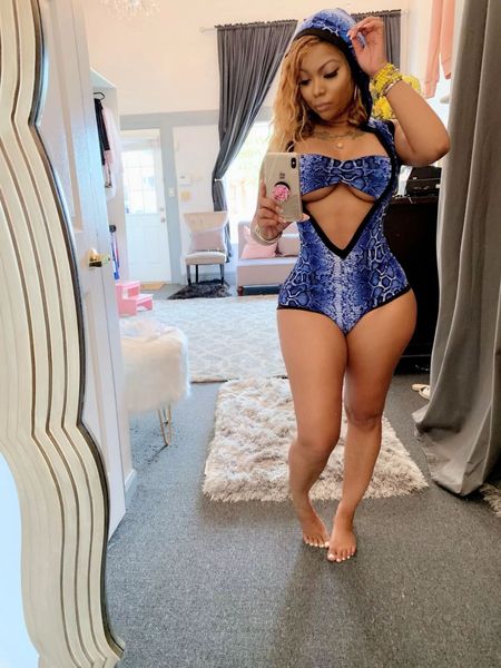 2020 printed bra wrapped with hat female 2020 printed one-piece swimsuit bra wrapped with hat one-piece swimsuit female, White;black
2020 printed bra wrapped with hat female 2020 printed one-piece swimsuit bra wrapped with hat one-piece swimsuit female, White;black