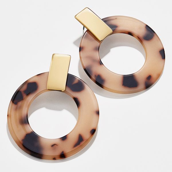 fashion charm round circle leopard print acrylic acetate earring female geometric statement resin hoop earring jewelry 2020, Golden;silver
fashion charm round circle leopard print acrylic acetate earring female geometric statement resin hoop earring jewelry 2020, Golden;silver