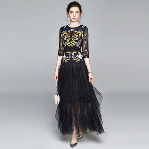 casual dresses french runway designer women embroidery dress fashion half sleeve long gown maxi banquet 2021 summer, Black;gray
casual dresses french runway designer women embroidery dress fashion half sleeve long gown maxi banquet 2021 summer, Black;gray