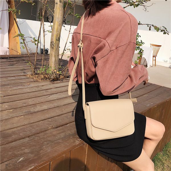 korean style women messenger bag small pu leather mini shoulder bag women's vintage cute sling handbags 2019 new
korean style women messenger bag small pu leather mini shoulder bag women's vintage cute sling handbags 2019 new