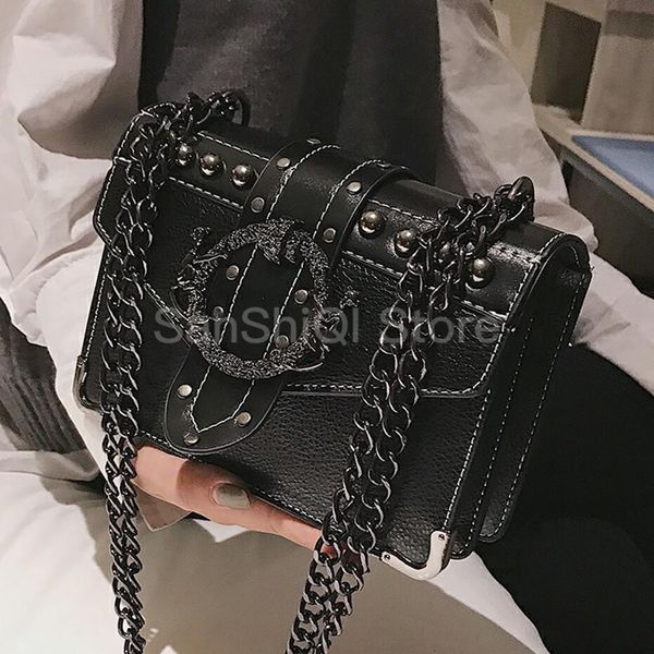 european fashion female square bag 2019 new quality pu leather women's handbag rivet lock chain shoulder messenger bags
european fashion female square bag 2019 new quality pu leather women's handbag rivet lock chain shoulder messenger bags