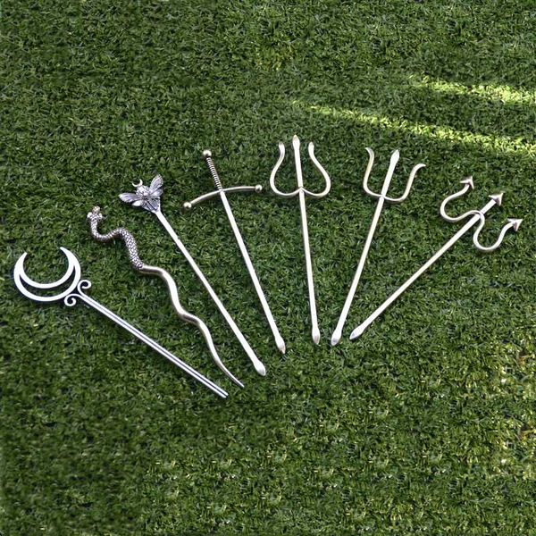 vintage hair sticks crescent moon snake sword skull dead head hair stick witch hairpin amulet spirit jewelry for women gift, Golden;white
vintage hair sticks crescent moon snake sword skull dead head hair stick witch hairpin amulet spirit jewelry for women gift, Golden;white