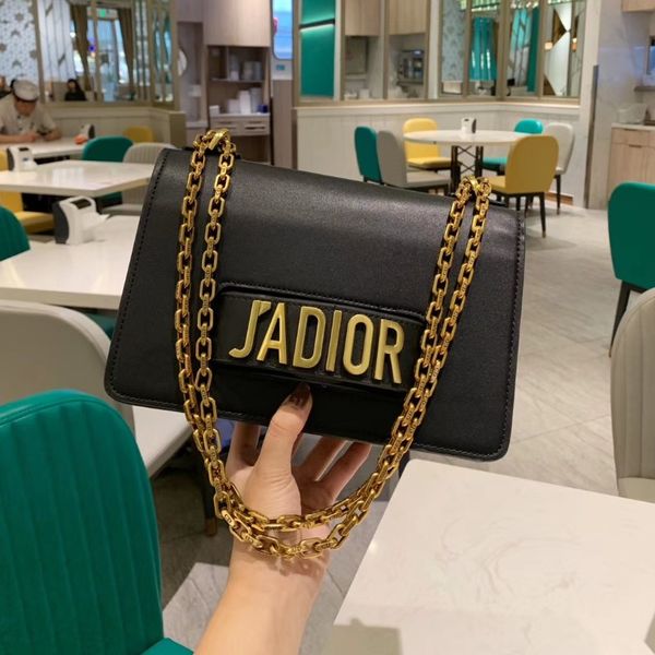 Popular brand leather luxury fa hion women 039 de igner handbag pur e di 039 or ladie houlder bag 24cm chain bag cro body bag high, Black
Popular brand leather luxury fa hion women 039 de igner handbag pur e di 039 or ladie houlder bag 24cm chain bag cro body bag high, Black