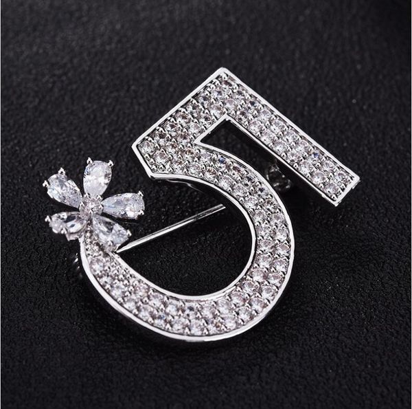 fashion-new korean brooch high-grade 5 word fashion ol copper micro-inlaid zircon clothing pin wholesale f556, Gray
fashion-new korean brooch high-grade 5 word fashion ol copper micro-inlaid zircon clothing pin wholesale f556, Gray