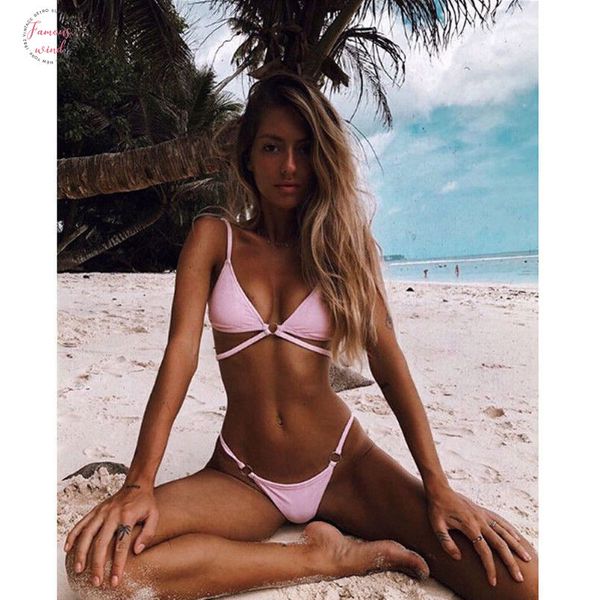 2020 new prue pink women bikinis set push up padded triangle bra thong bottom swimwear summer women beach bathing, White;black
2020 new prue pink women bikinis set push up padded triangle bra thong bottom swimwear summer women beach bathing, White;black