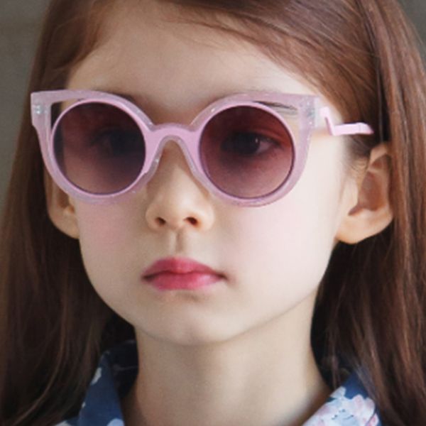 kids cat eye sunglasses fashion brand designer sun glasses boys&girls baby suitable for children aged 5-12 gradient f061, Blue
kids cat eye sunglasses fashion brand designer sun glasses boys&girls baby suitable for children aged 5-12 gradient f061, Blue